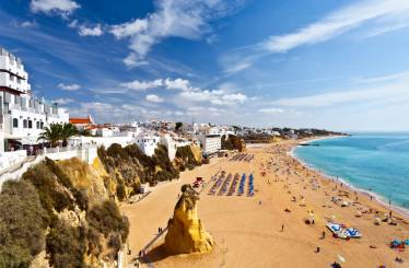 Puente de Mayo en Albufeira